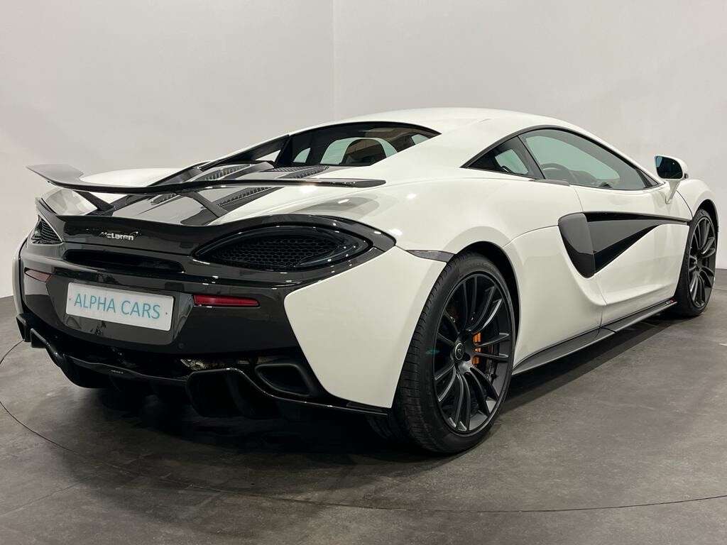 A 2016 MCLAREN 570S 3.8 V8 2d 562 BHP Serviced Within Mclaren A 2016 MCLAREN 570S 3.8 V8 2d 562 BHP Serviced Within Mclaren