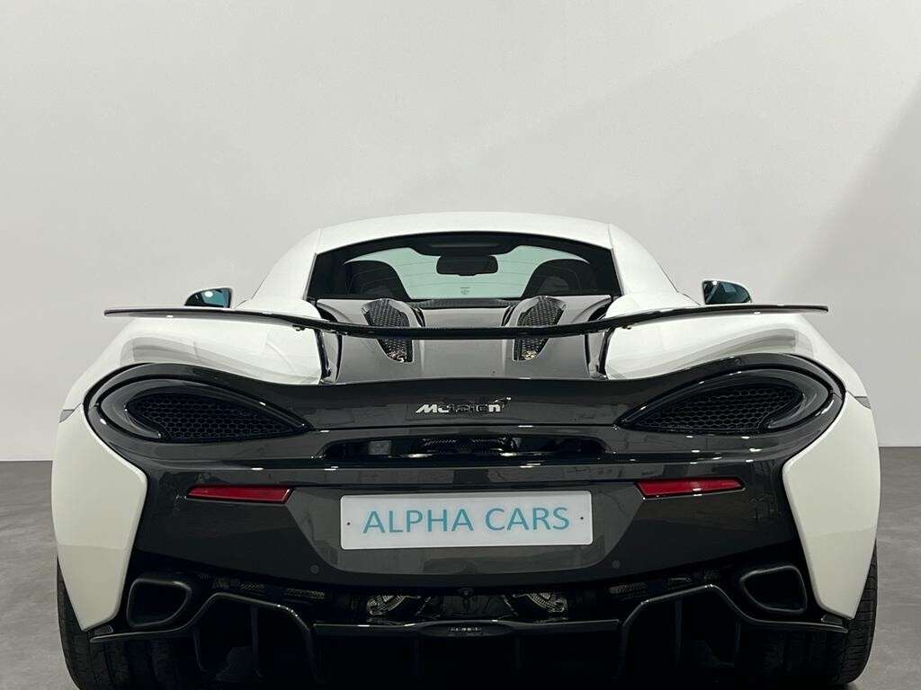 2016 MCLAREN 570S 2016 MCLAREN 570S