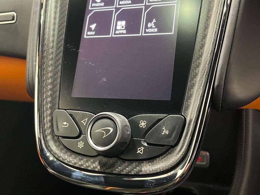 2016 MCLAREN 570S 2016 MCLAREN 570S