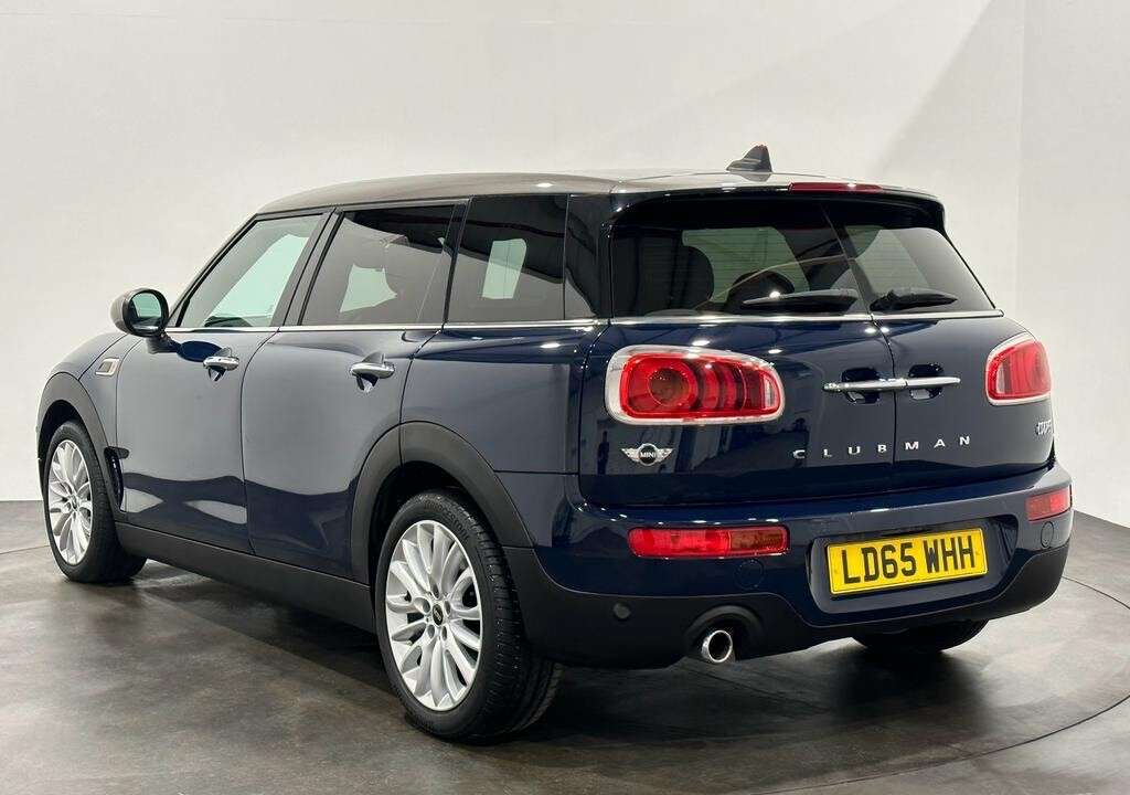 A 2015 MINI CLUBMAN 1.5 COOPER 5d 134 BHP Automatic A 2015 MINI CLUBMAN 1.5 COOPER 5d 134 BHP Automatic