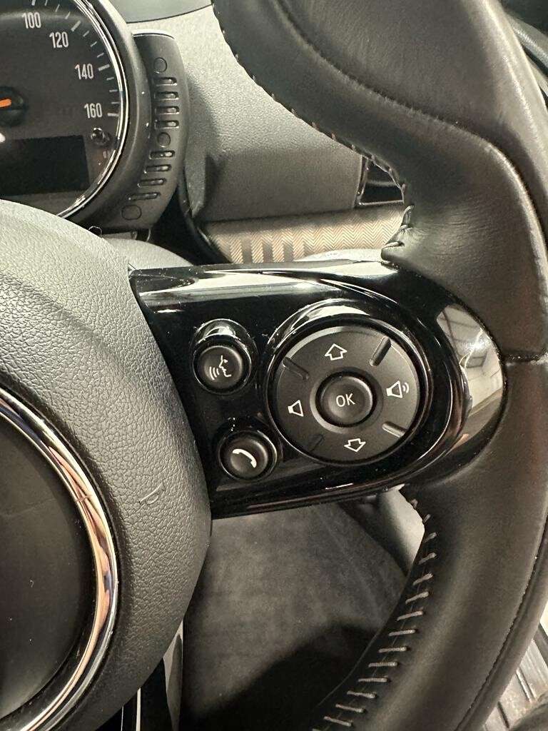2015 MINI CLUBMAN 2015 MINI CLUBMAN
