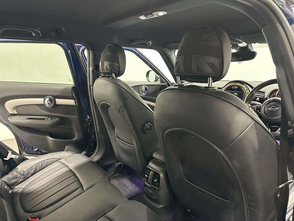 2015 MINI CLUBMAN 2015 MINI CLUBMAN