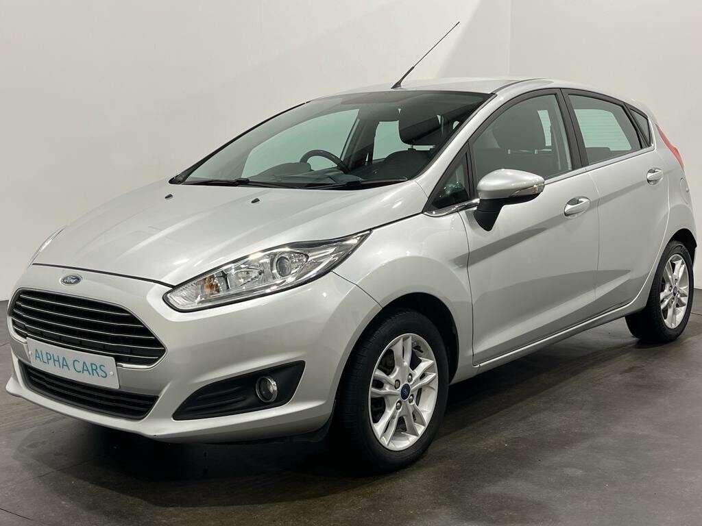 A 2016 FORD FIESTA 1.2 ZETEC 5d 81 BHP A 2016 FORD FIESTA 1.2 ZETEC 5d 81 BHP