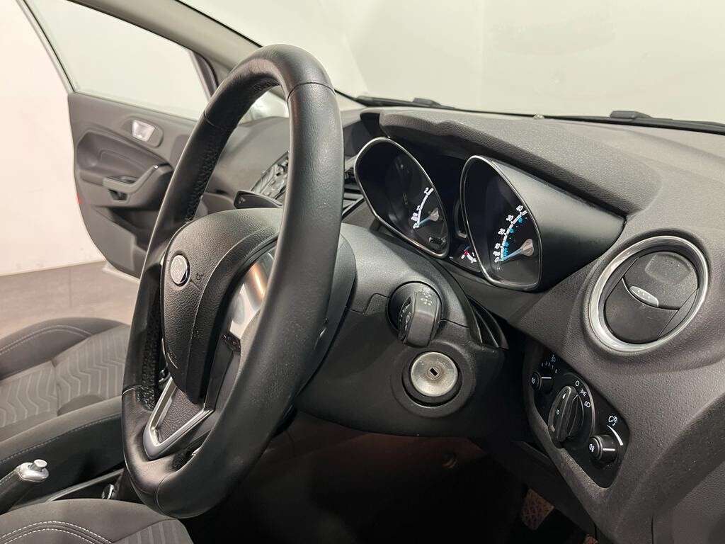 2016 FORD FIESTA 2016 FORD FIESTA