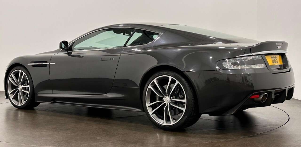 2009 ASTON MARTIN DBS 2009 ASTON MARTIN DBS