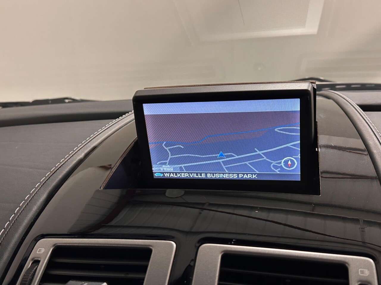 2009 ASTON MARTIN DBS 2009 ASTON MARTIN DBS