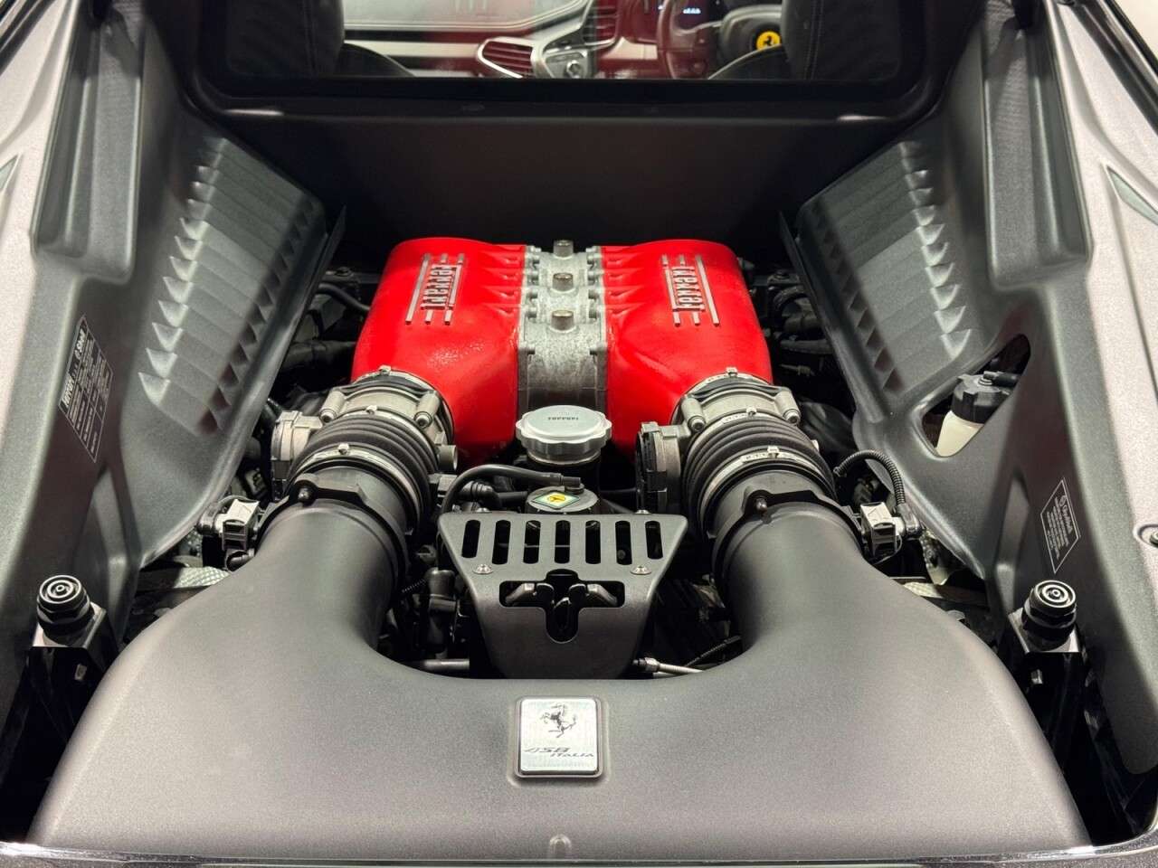 2011 FERRARI 458 ITALIA 2011 FERRARI 458 ITALIA