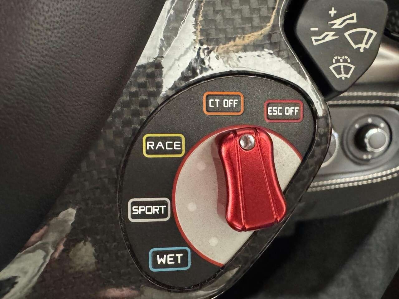 2011 FERRARI 458 ITALIA 2011 FERRARI 458 ITALIA