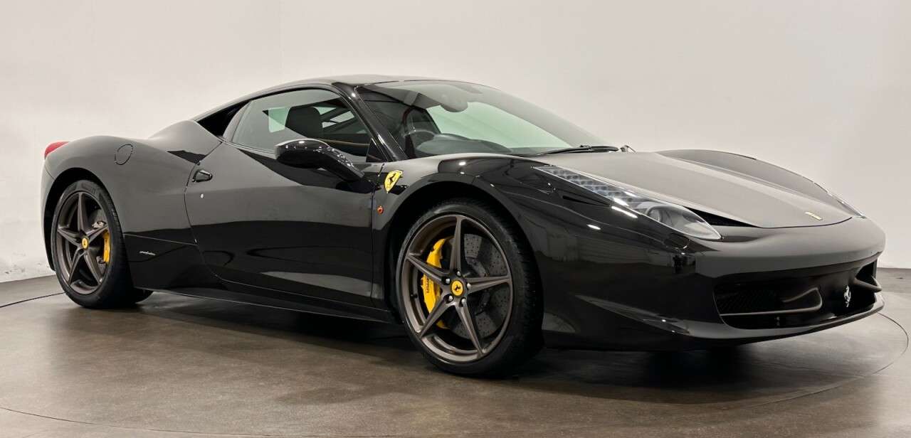 2011 FERRARI 458 ITALIA 2011 FERRARI 458 ITALIA