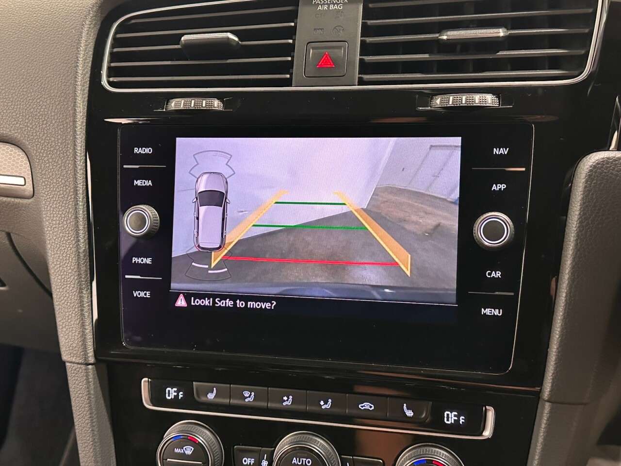 2019 VOLKSWAGEN GOLF 2019 VOLKSWAGEN GOLF