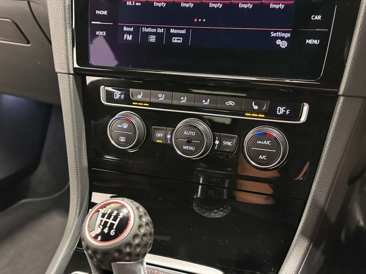 2019 VOLKSWAGEN GOLF 2019 VOLKSWAGEN GOLF