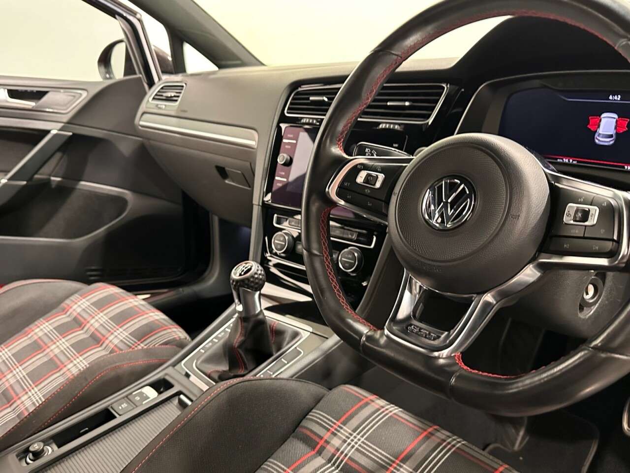 2019 VOLKSWAGEN GOLF 2019 VOLKSWAGEN GOLF