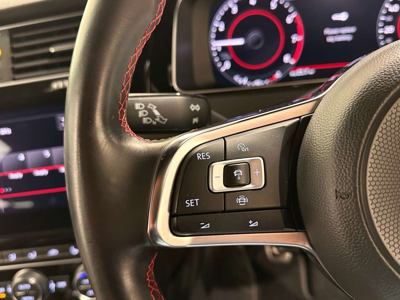 2019 VOLKSWAGEN GOLF 2019 VOLKSWAGEN GOLF