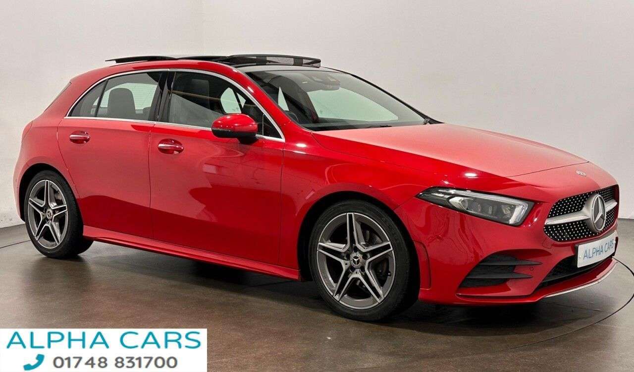 A 2018 MERCEDES-BENZ A-CLASS 1.3 A200 AMG Line (Premium Plus) Hatchback 5dr Petrol 7G-DCT Euro 6 (s/s) ( A 2018 MERCEDES-BENZ A-CLASS 1.3 A200 AMG Line (Premium Plus) Hatchback 5dr Petrol 7G-DCT Euro 6 (s/s) (