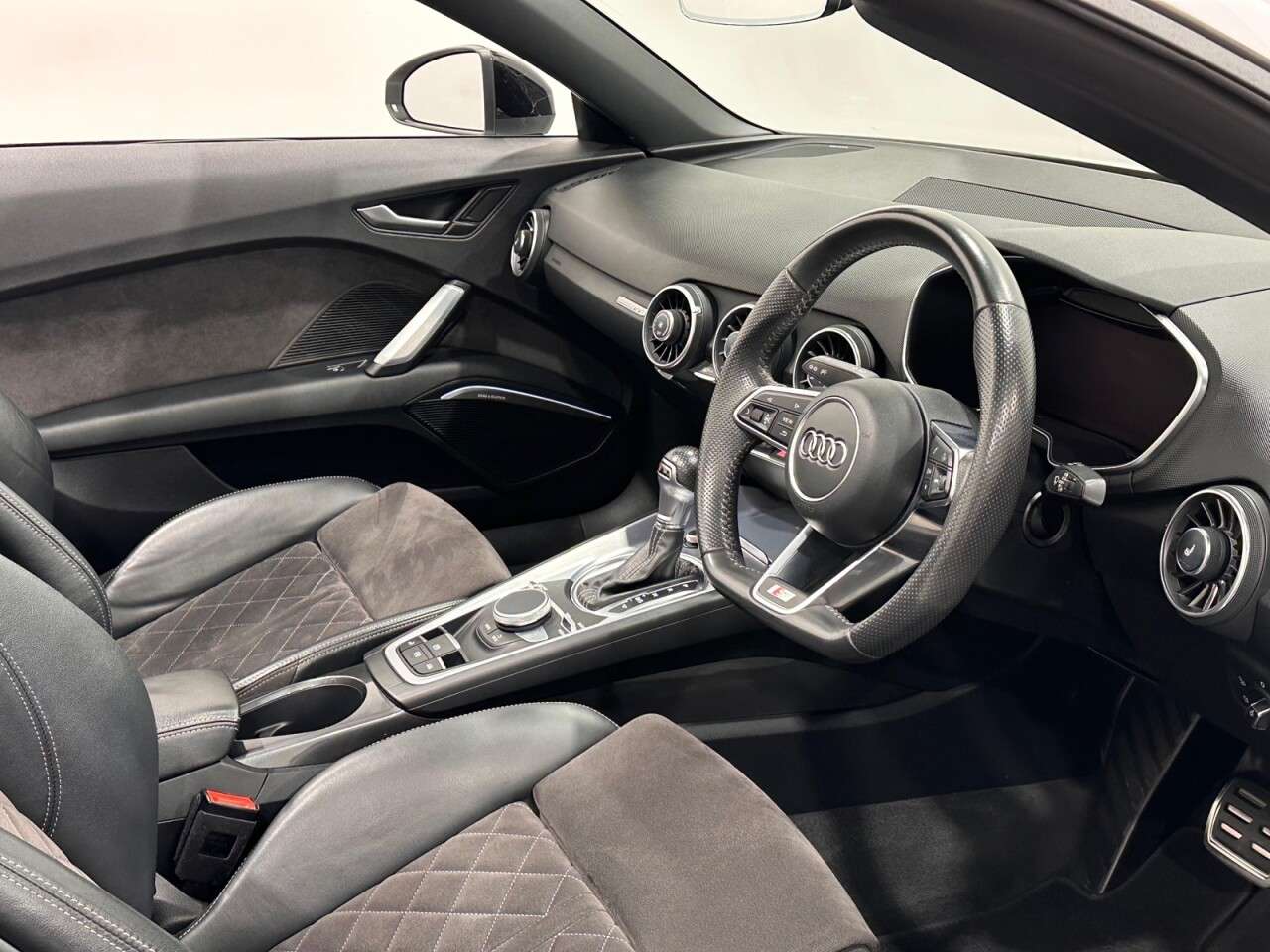 2019 AUDI TT 2019 AUDI TT