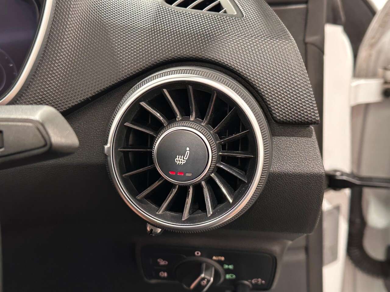 2019 AUDI TT 2019 AUDI TT