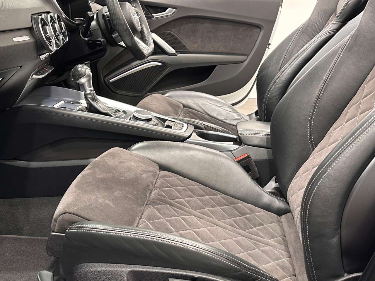 2019 AUDI TT 2019 AUDI TT