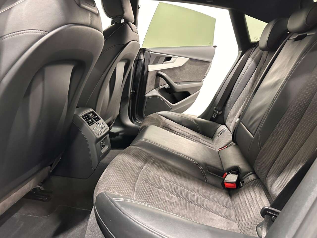 2018 AUDI A5 2018 AUDI A5