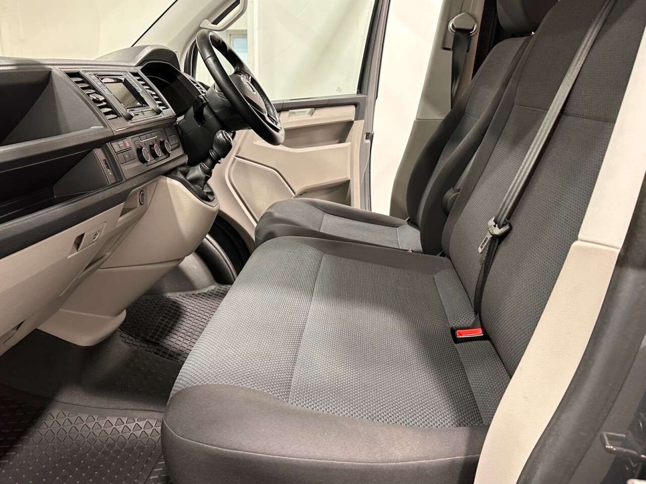 2018 VOLKSWAGEN TRANSPORTER 2018 VOLKSWAGEN TRANSPORTER