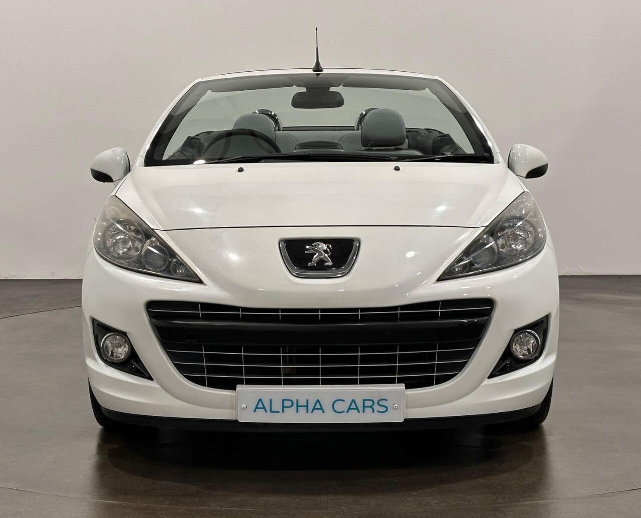 2014 PEUGEOT 207 2014 PEUGEOT 207