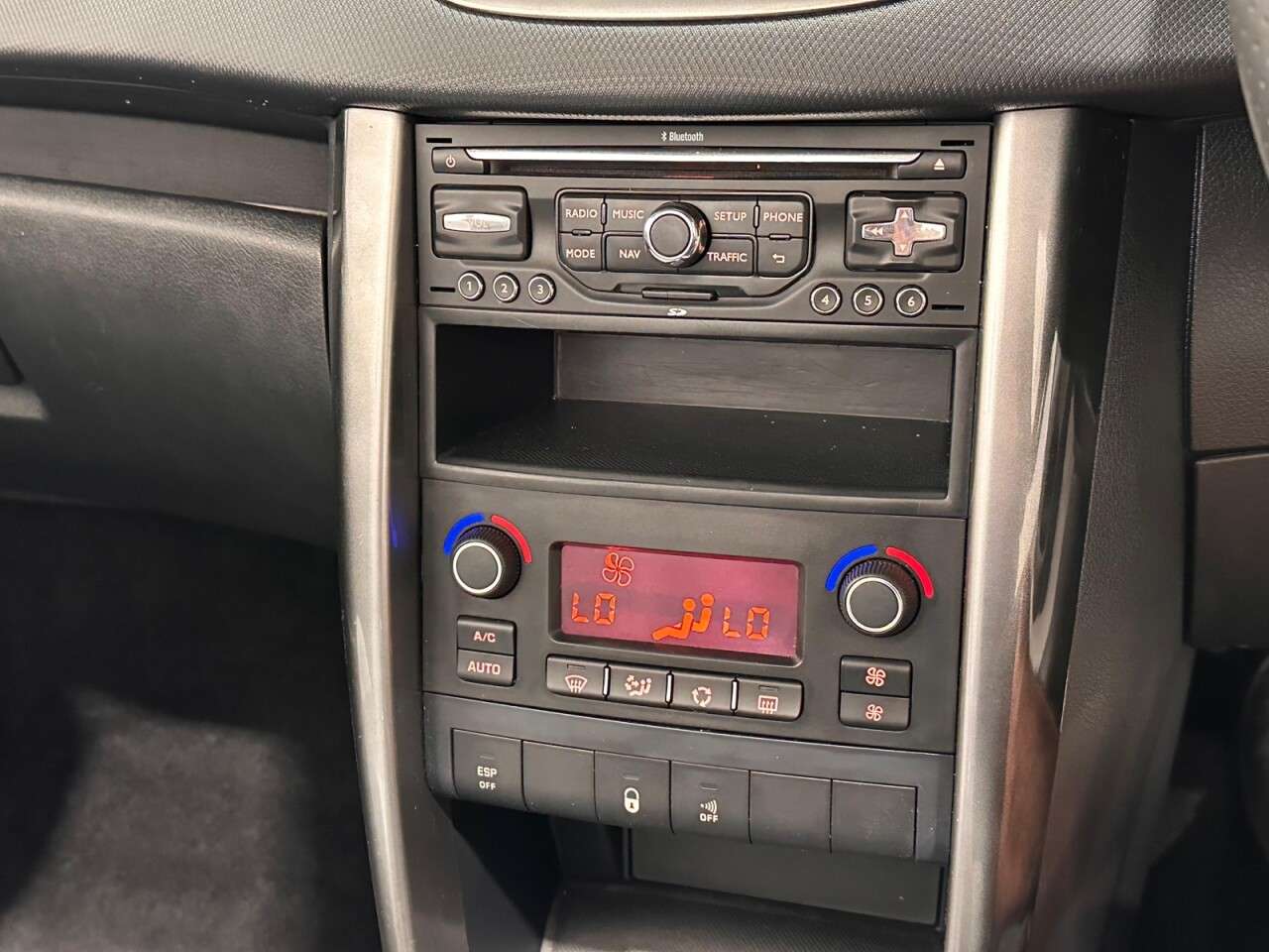 2014 PEUGEOT 207 2014 PEUGEOT 207