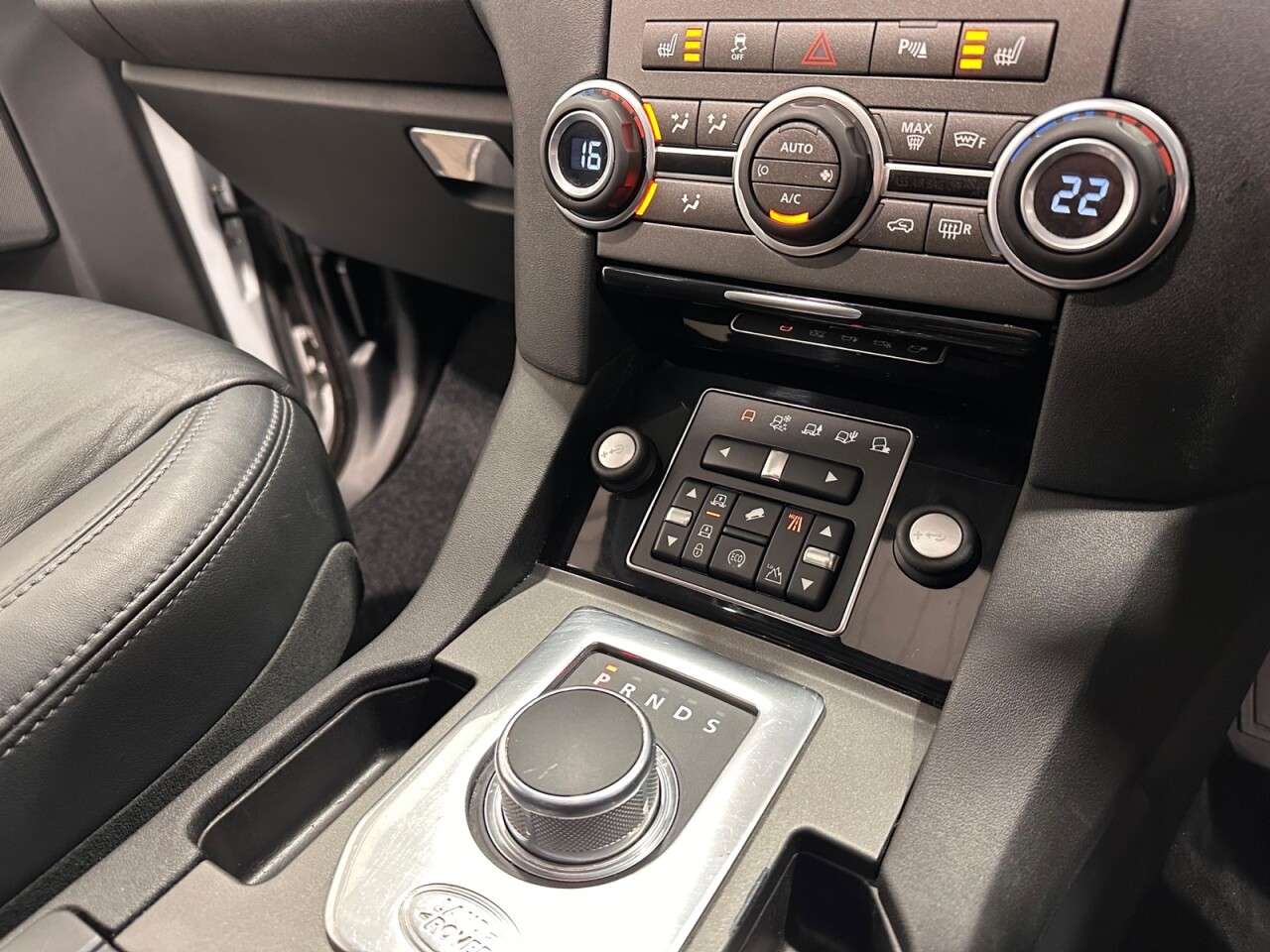 2016 LAND ROVER DISCOVERY 4 2016 LAND ROVER DISCOVERY 4