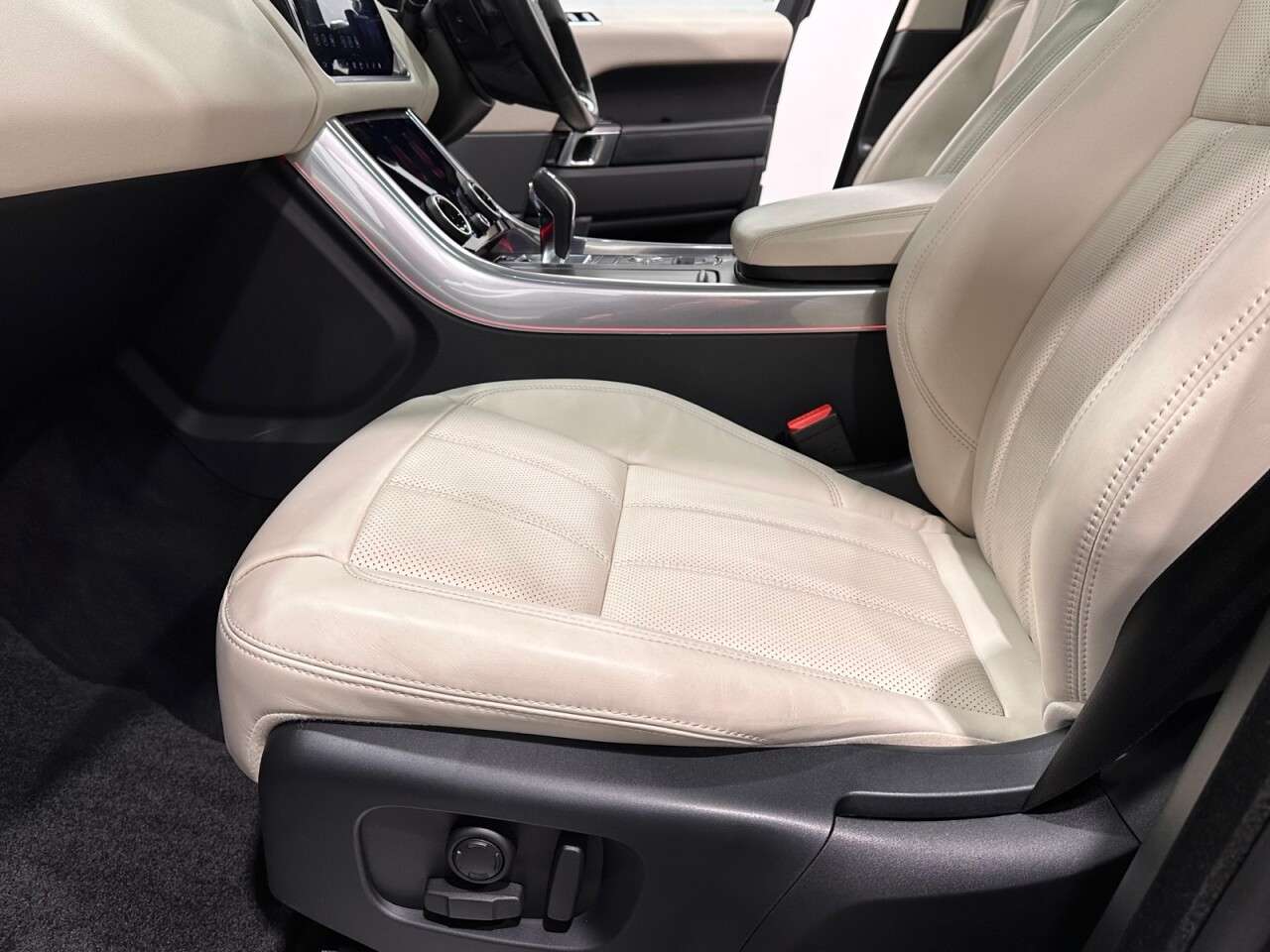 2018 LAND ROVER RANGE ROVER SPORT 2018 LAND ROVER RANGE ROVER SPORT