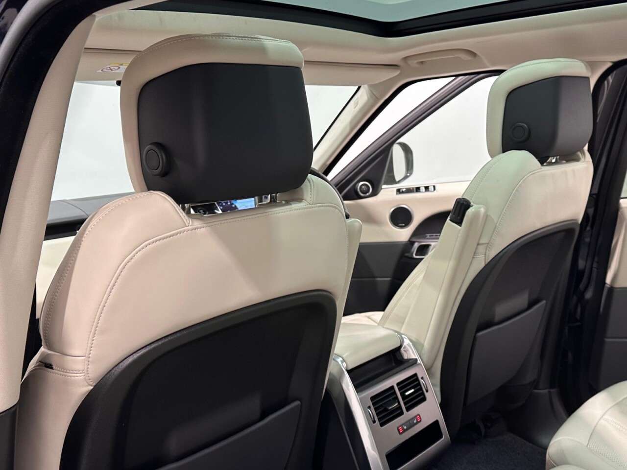 2018 LAND ROVER RANGE ROVER SPORT 2018 LAND ROVER RANGE ROVER SPORT