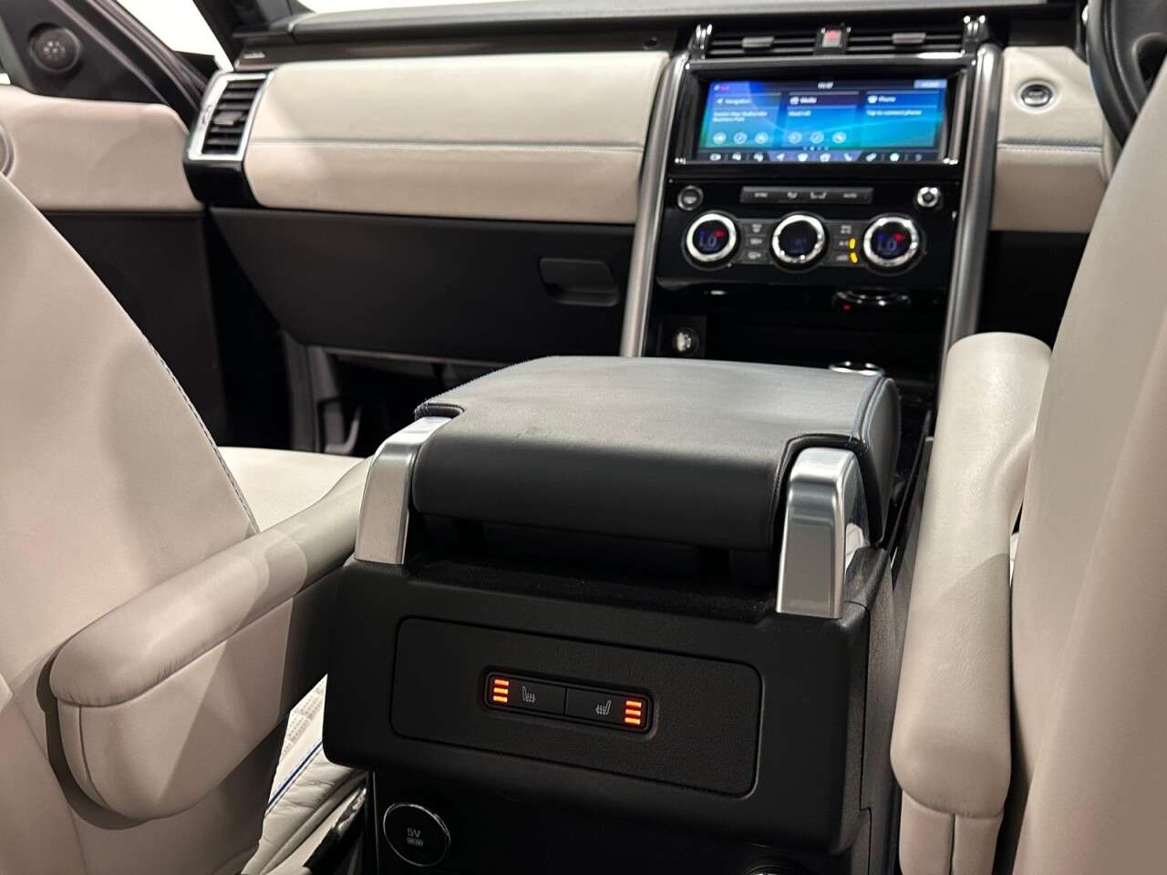 2019 LAND ROVER DISCOVERY 2019 LAND ROVER DISCOVERY