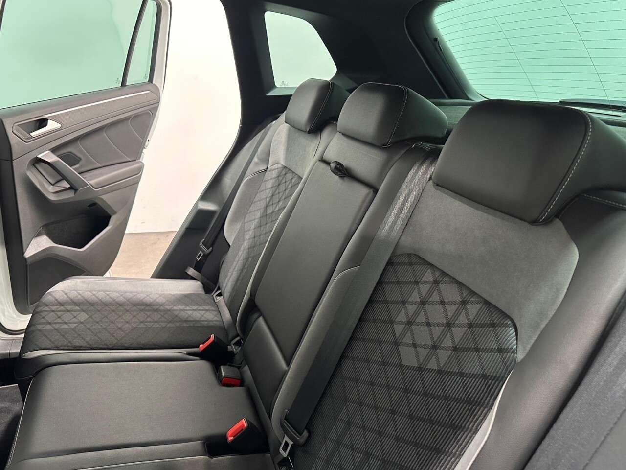 2021 VOLKSWAGEN TIGUAN 2021 VOLKSWAGEN TIGUAN