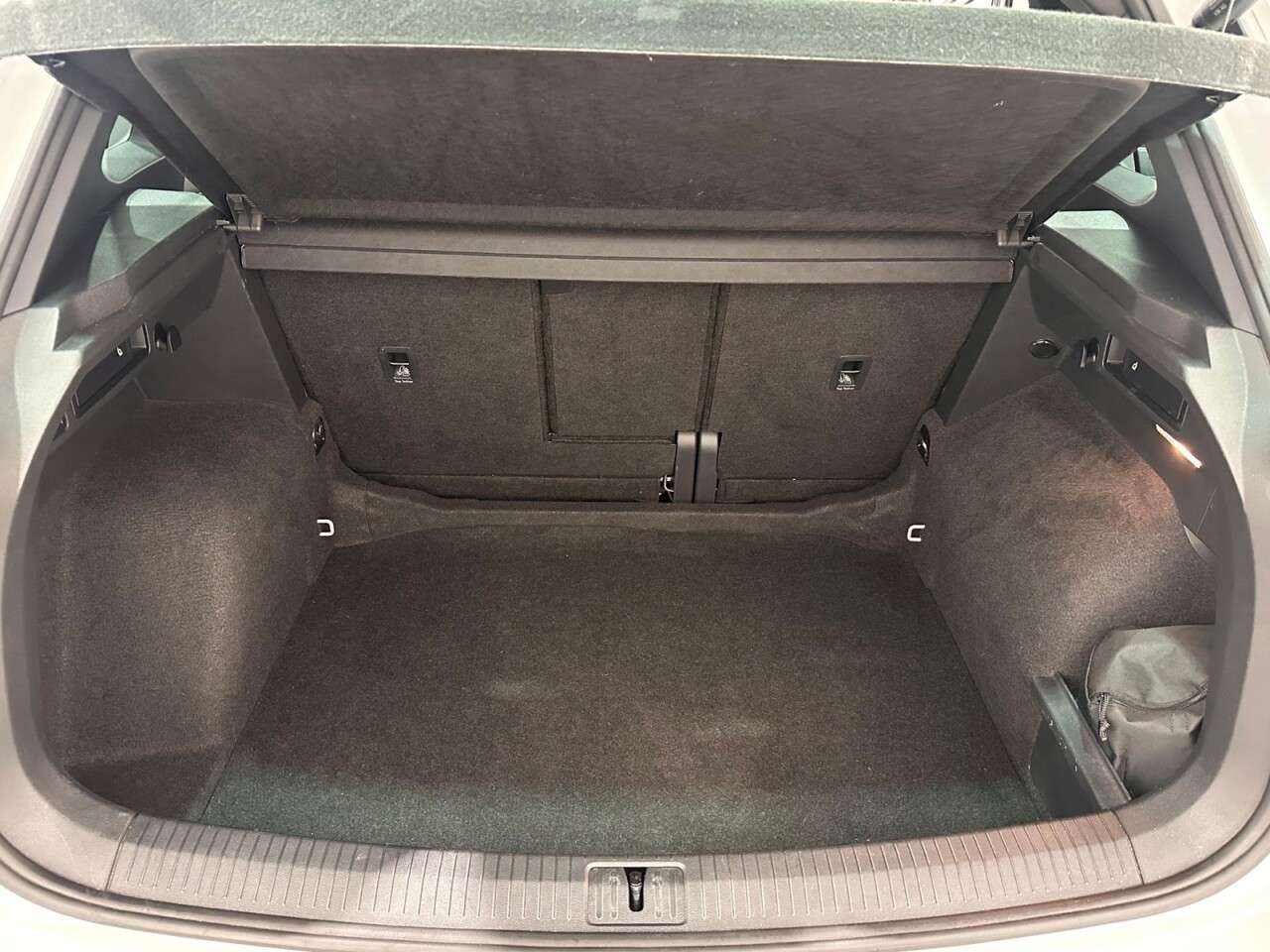 2021 VOLKSWAGEN TIGUAN 2021 VOLKSWAGEN TIGUAN