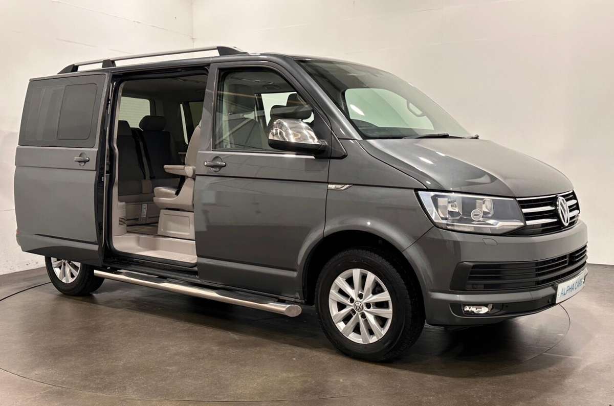 Check out this Volkswagen Caravelle 2019 Diesel Automatic