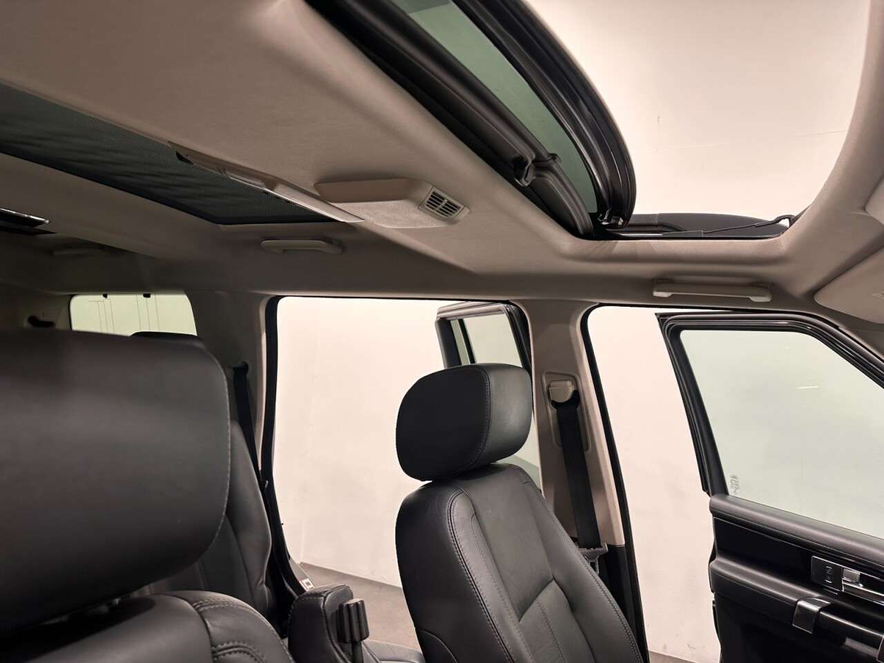 2016 LAND ROVER DISCOVERY 4 2016 LAND ROVER DISCOVERY 4