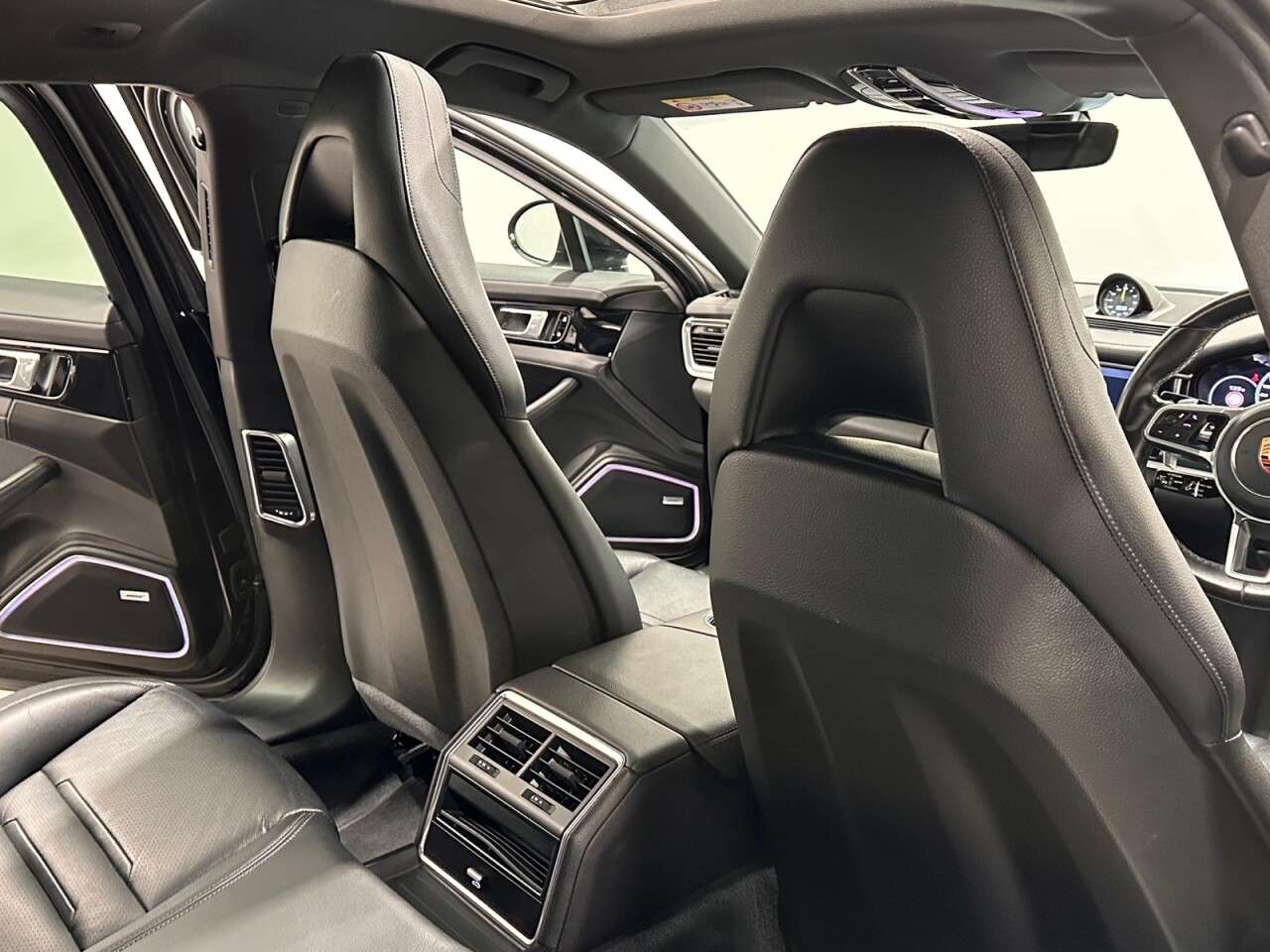 2020 PORSCHE PANAMERA 2020 PORSCHE PANAMERA