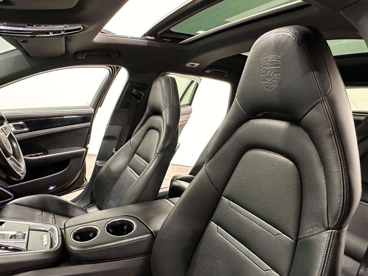 2020 PORSCHE PANAMERA 2020 PORSCHE PANAMERA