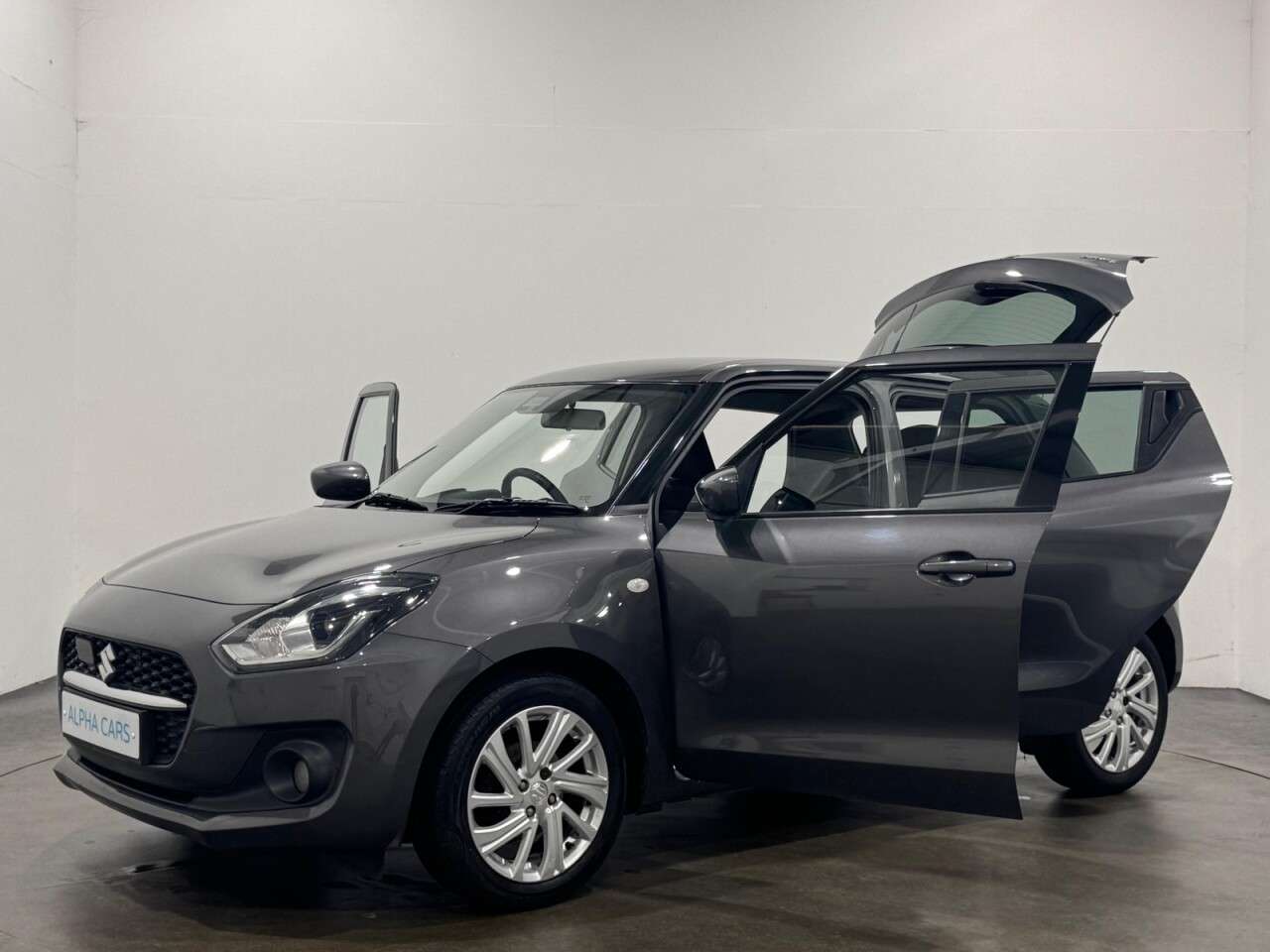 2021 SUZUKI SWIFT 2021 SUZUKI SWIFT