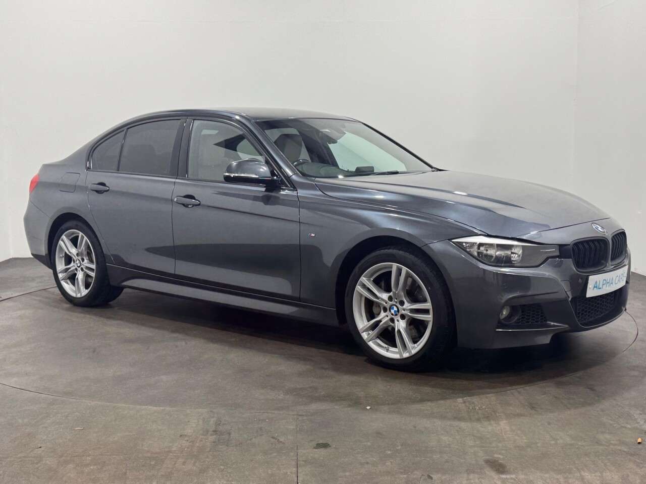 A 2015 BMW 3 SERIES 3.0 335d M Sport Saloon 4dr Diesel Auto xDrive Euro 6 (s/s) (313 ps) Full O A 2015 BMW 3 SERIES 3.0 335d M Sport Saloon 4dr Diesel Auto xDrive Euro 6 (s/s) (313 ps) Full O