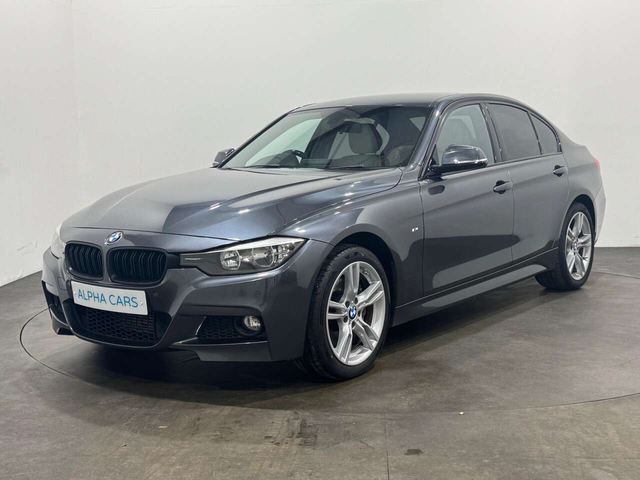 A 2015 BMW 3 SERIES 3.0 335d M Sport Saloon 4dr Diesel Auto xDrive Euro 6 (s/s) (313 ps) Full O A 2015 BMW 3 SERIES 3.0 335d M Sport Saloon 4dr Diesel Auto xDrive Euro 6 (s/s) (313 ps) Full O