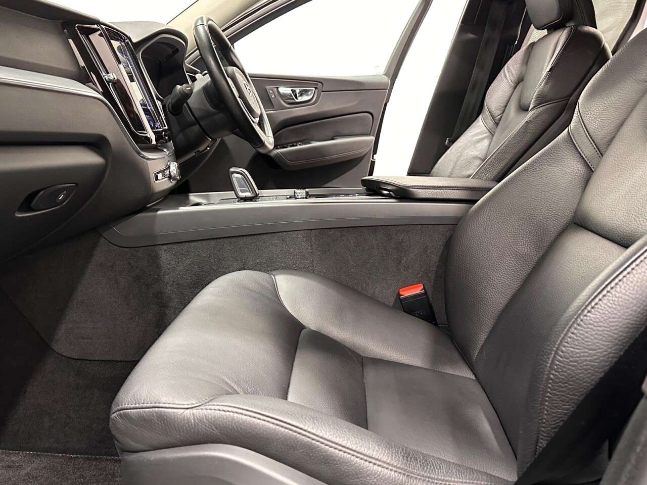 2020 VOLVO XC60 2020 VOLVO XC60