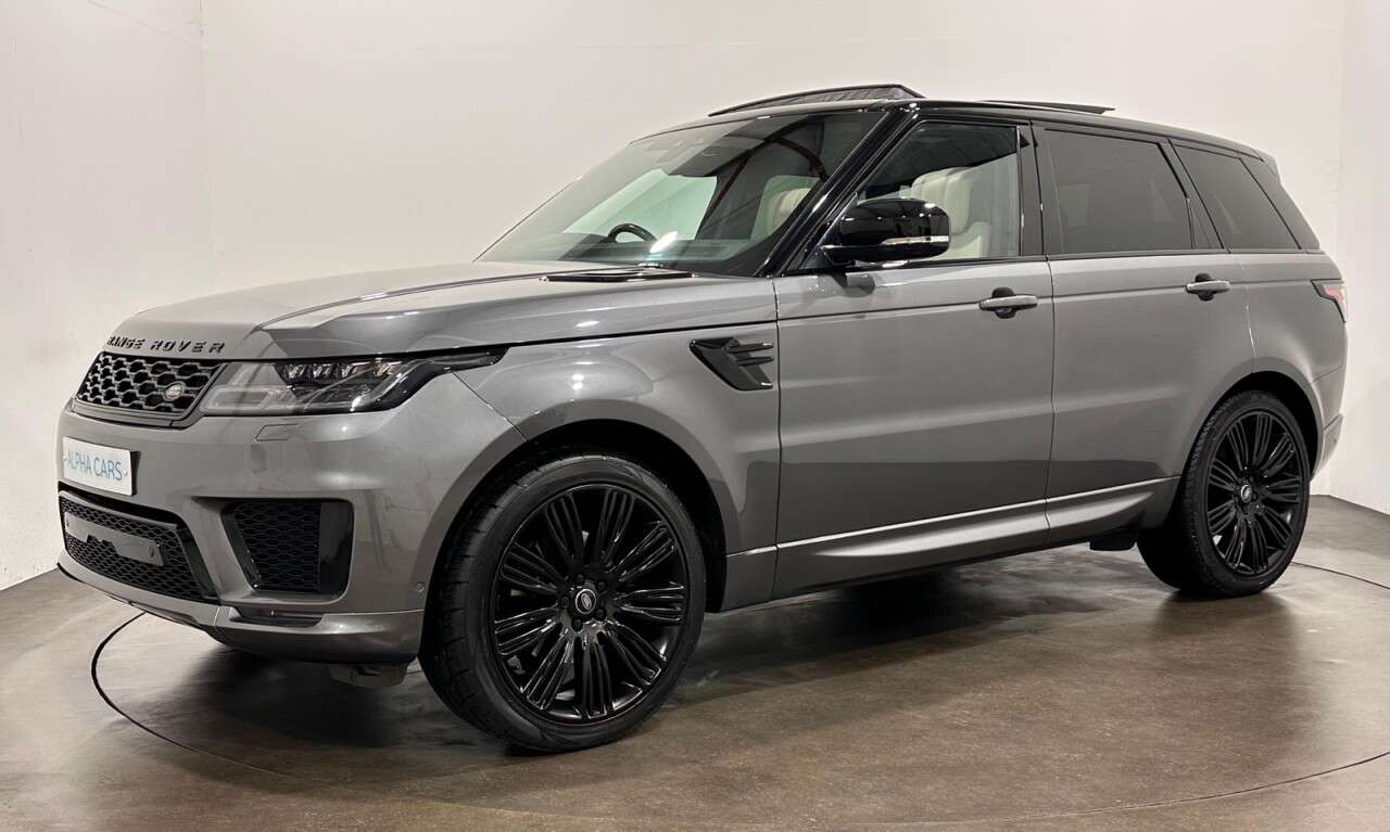 A 2018 LAND ROVER RANGE ROVER SPORT 3.0 SD V6 HSE Dynamic SUV 5dr Diesel Auto 4WD Euro 6 (s/s) (306 ps) Heated A 2018 LAND ROVER RANGE ROVER SPORT 3.0 SD V6 HSE Dynamic SUV 5dr Diesel Auto 4WD Euro 6 (s/s) (306 ps) Heated