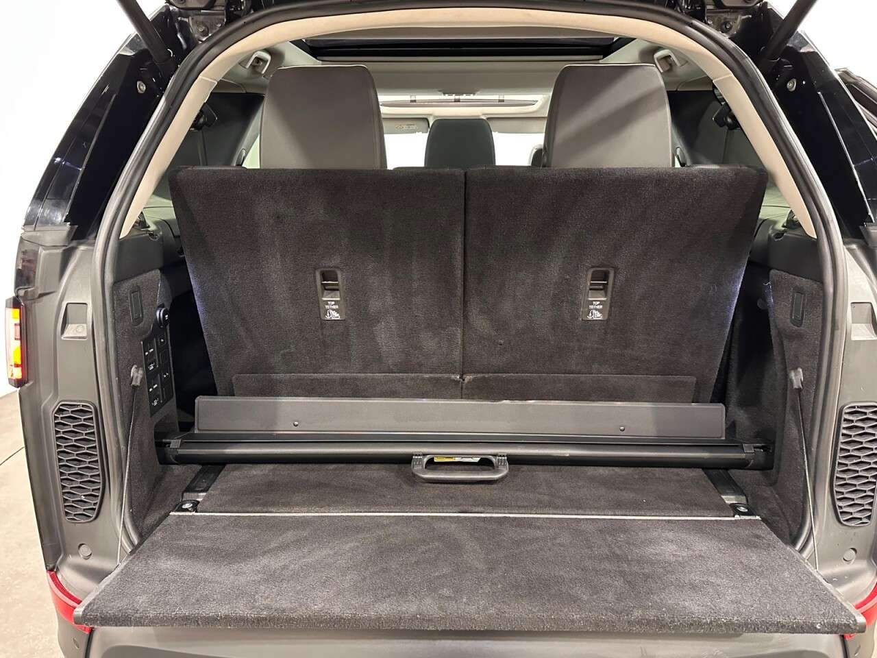 2018 LAND ROVER DISCOVERY 2018 LAND ROVER DISCOVERY