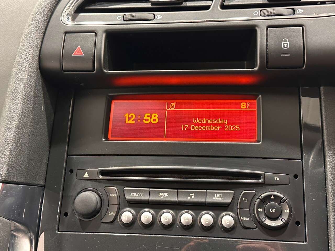 2013 PEUGEOT 3008 2013 PEUGEOT 3008