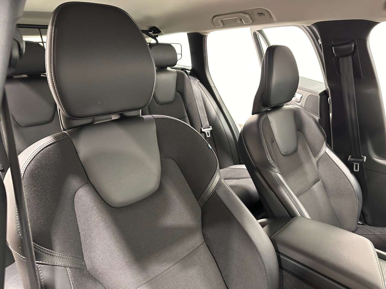 2019 VOLVO V60 CROSS COUNTRY 2019 VOLVO V60 CROSS COUNTRY