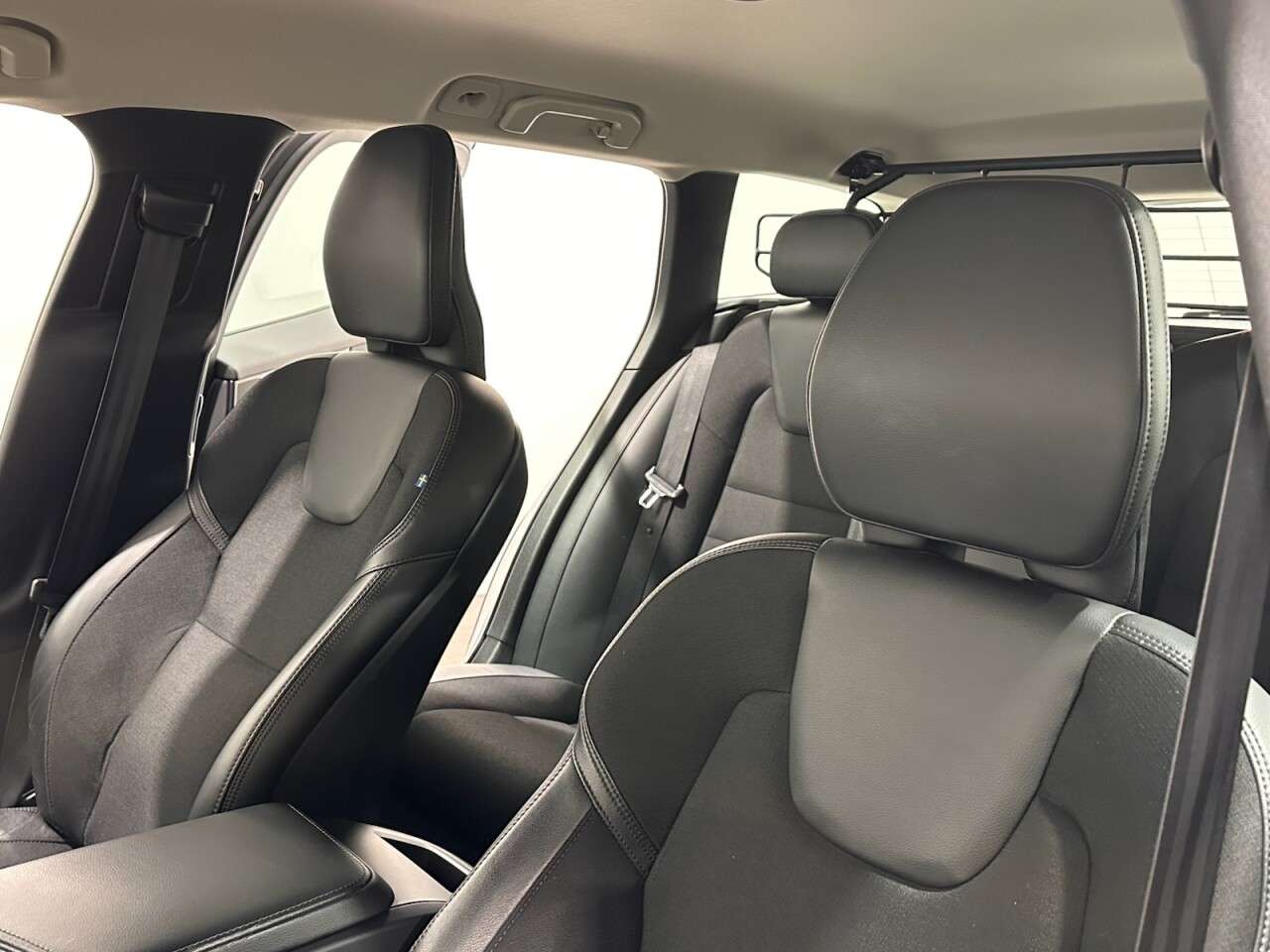 2019 VOLVO V60 CROSS COUNTRY 2019 VOLVO V60 CROSS COUNTRY