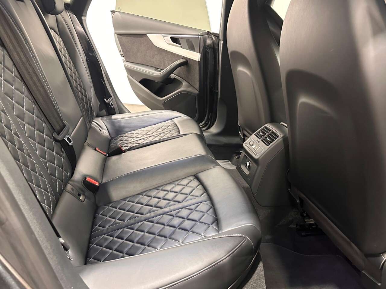 2018 AUDI S5 2018 AUDI S5