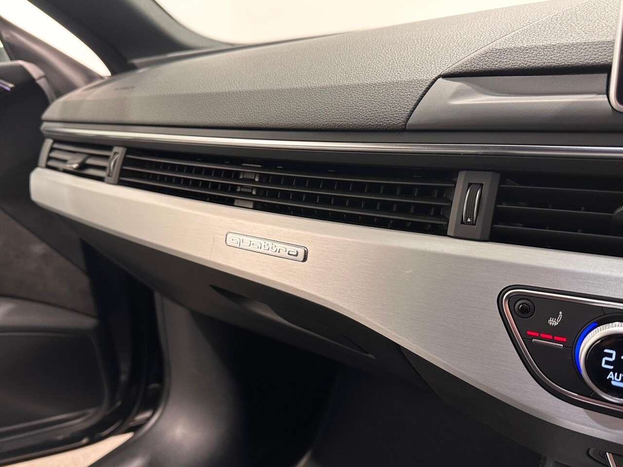 2018 AUDI S5 2018 AUDI S5