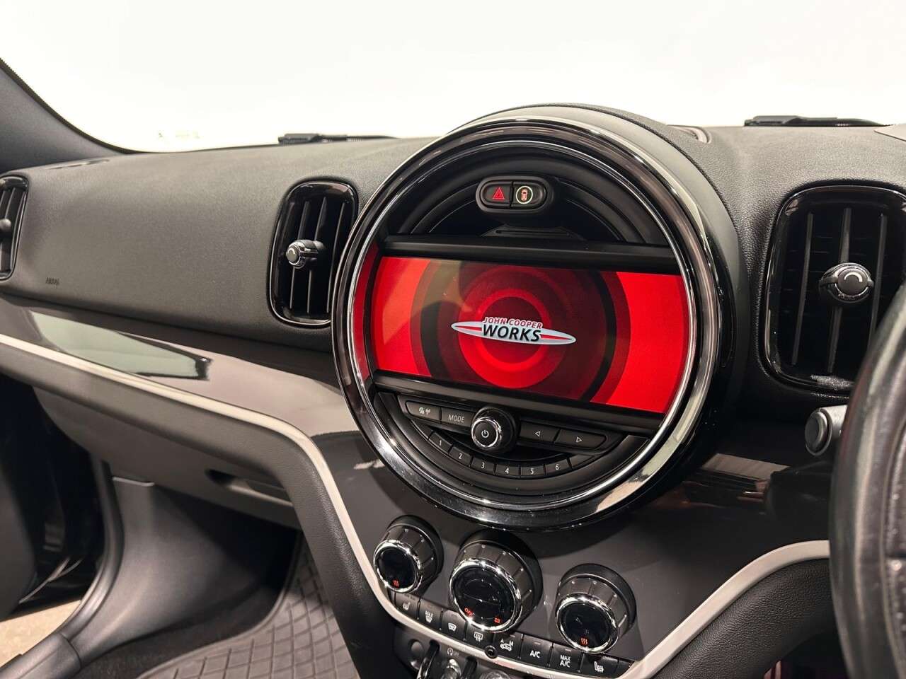 2018 MINI COUNTRYMAN 2018 MINI COUNTRYMAN