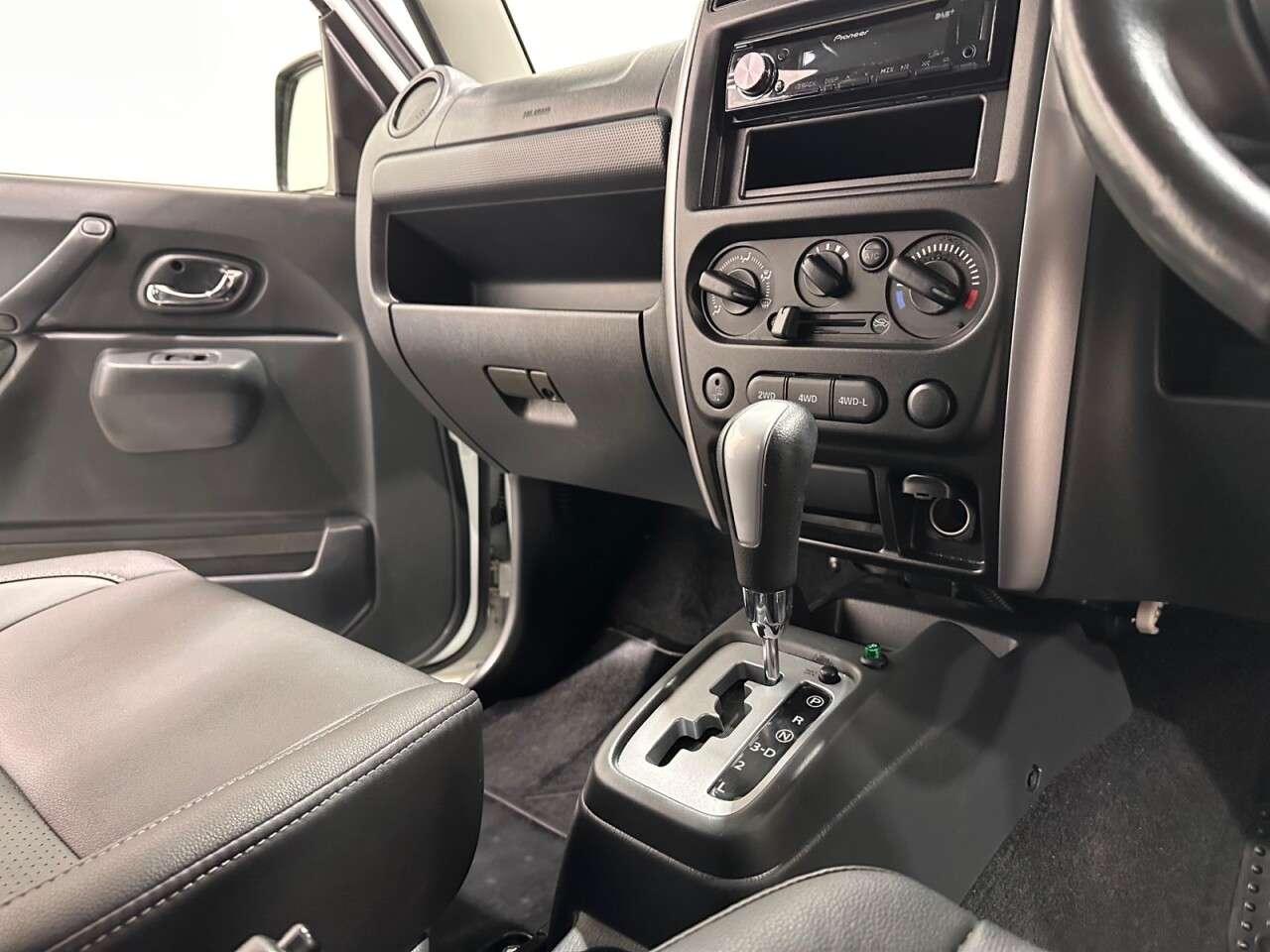 2017 SUZUKI JIMNY 2017 SUZUKI JIMNY