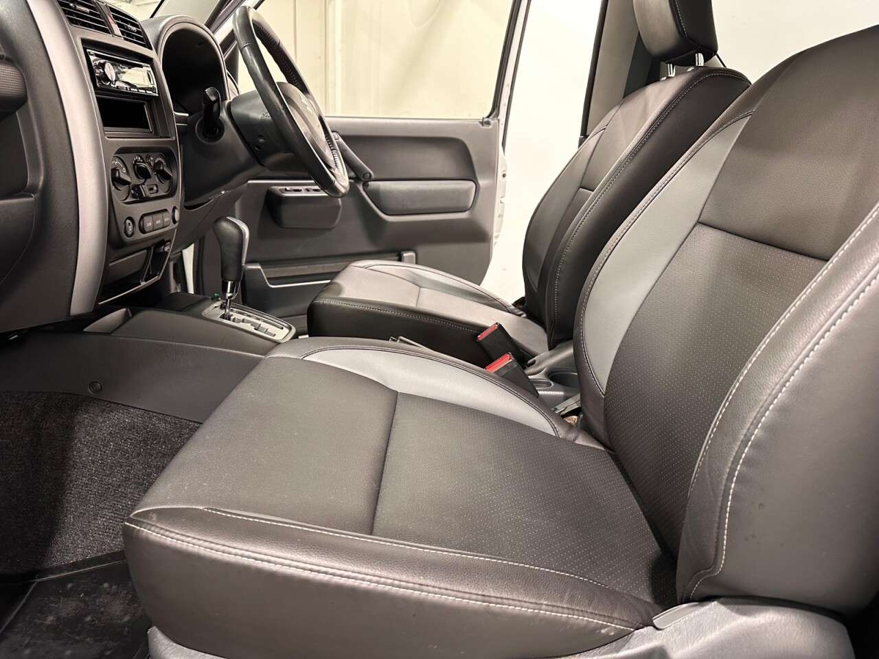 2017 SUZUKI JIMNY 2017 SUZUKI JIMNY