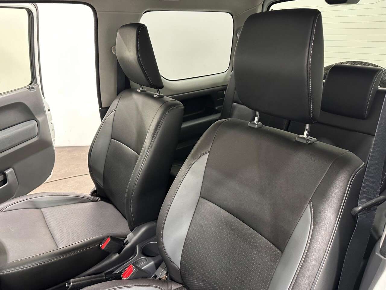 2017 SUZUKI JIMNY 2017 SUZUKI JIMNY